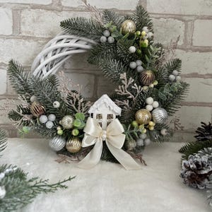 Christmas door wreath | front door wreaths - merry christmas sign - christmas home decor - christmas front door decor - front door sign