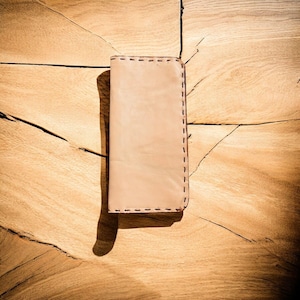 Tarjetero de piel auténtica hecho a mano, color crema, con 6 ranuras para tarjetas, piel natural y cosido a mano.