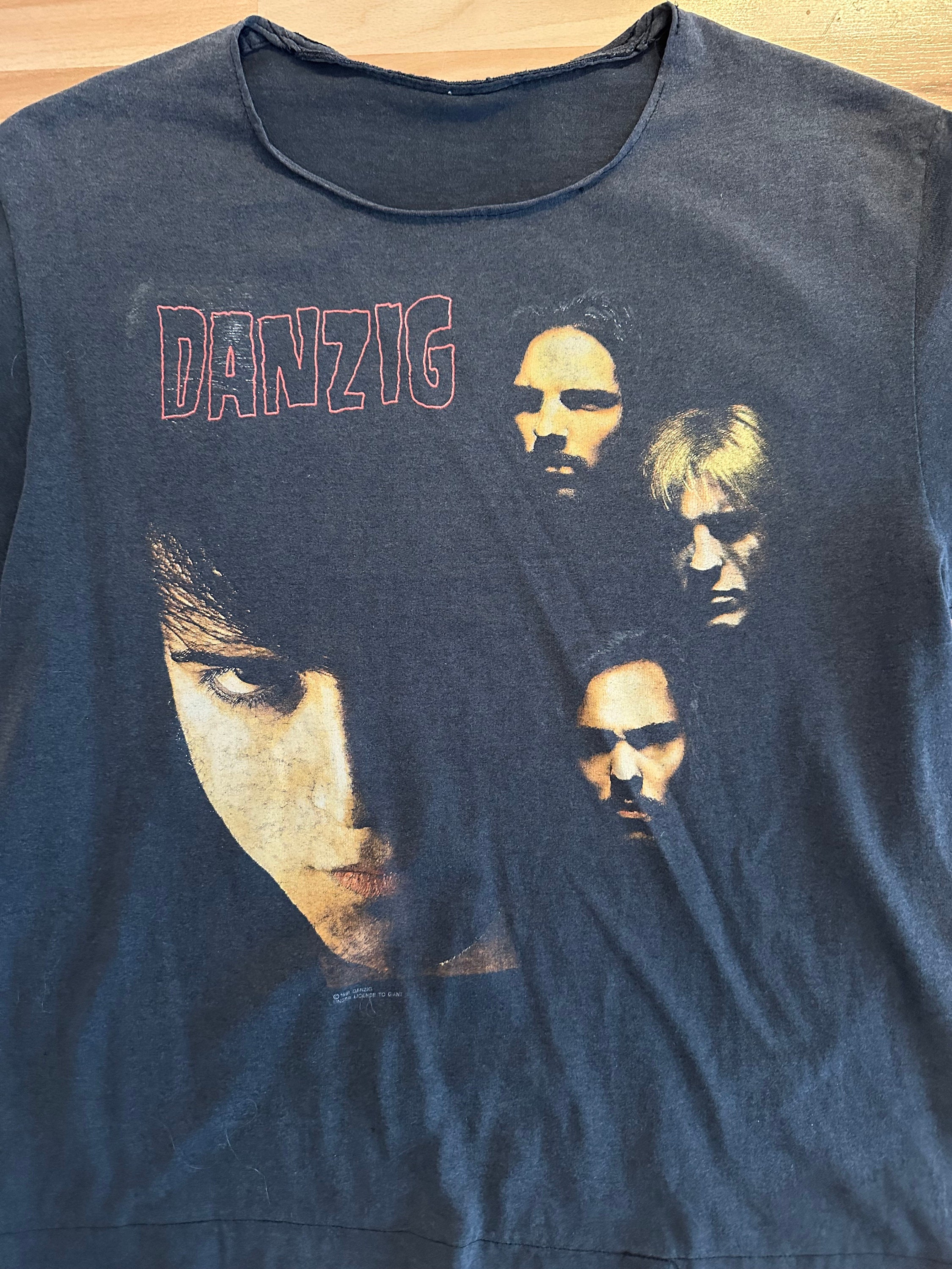 Vintage 90s Danzig T-shirt RARE - Etsy
