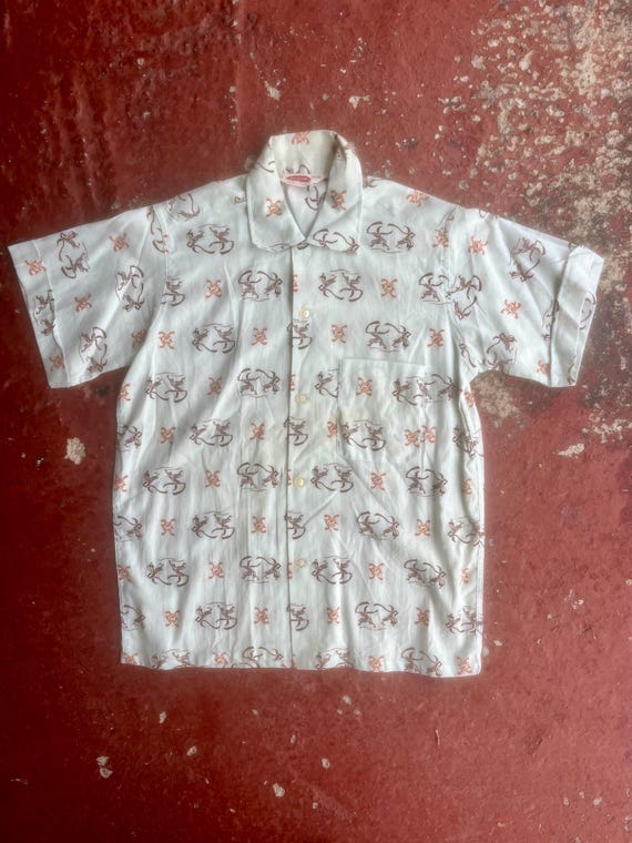 1960s pilgrim novelty loop collar