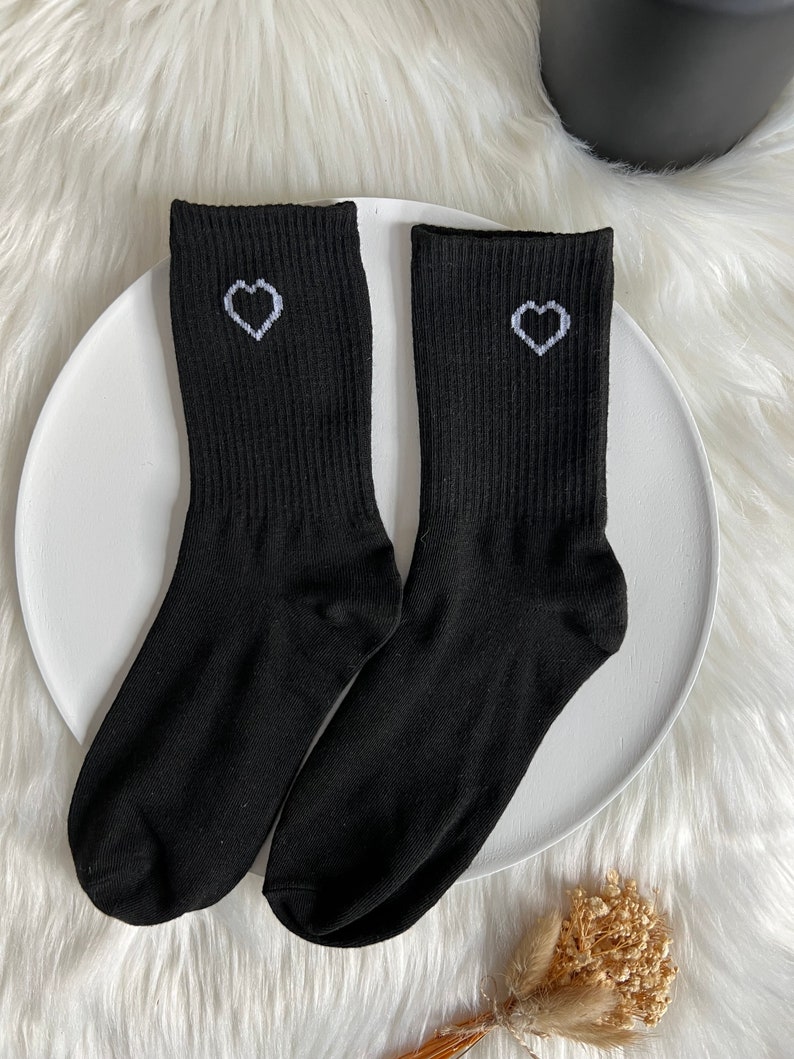 Socken Accessoires Strümpfe unisex weiß grau schwarz Herz Socken mit Herz Tennissocken Motiv Socken Bild 8