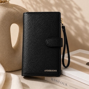 Personalisierte Familienreisebrieftasche | Pass-Organizer | Bordkartenetui | Geschenk für Reisende