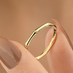 14K massief gouden bamboering, minimalistische bamboering, 10K 18K unieke alledaagse ring, dunne stapelende natuurring, gouden gelaagdheidring