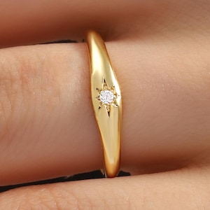 14 Solid Gold North Star Ring, Starburst Band, Star Pinky Ring, Signet Ring With Diamond, Diamond Star Ring, Tiny Celestial Jewelry Gift
