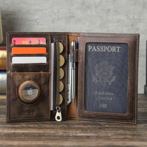 Porta pasaporte de viaje de cuero personalizado para hombres, tarjetero, monedero, estuche para pasaporte, billetera de cuero, los mejores regalos para él y ella