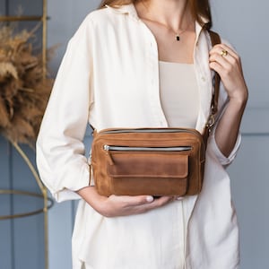Leder Gürteltasche Frauen, Leder Gürteltasche, Große Gürteltasche personalisiert, Braune Gürteltasche, Fanny Pack Gürteltasche mit Handytasche