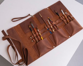 Leather pencil case,  Pencil roll case,  Leather artist case, Pencil wrap case, Artist gifts for her, Roll up pencil case