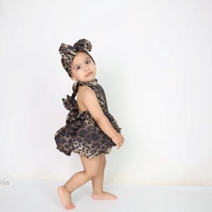 leopard print back low-cut balloon dress