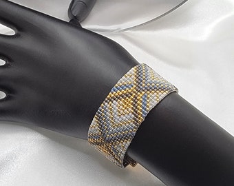 Patroon met geometrische weefgetouwkralen, gouden Miyuki-kralenpatroon, Miyuki Delica-armbandpatroon, vierkantsteekpatroon, art deco-zaadkraal-eclips