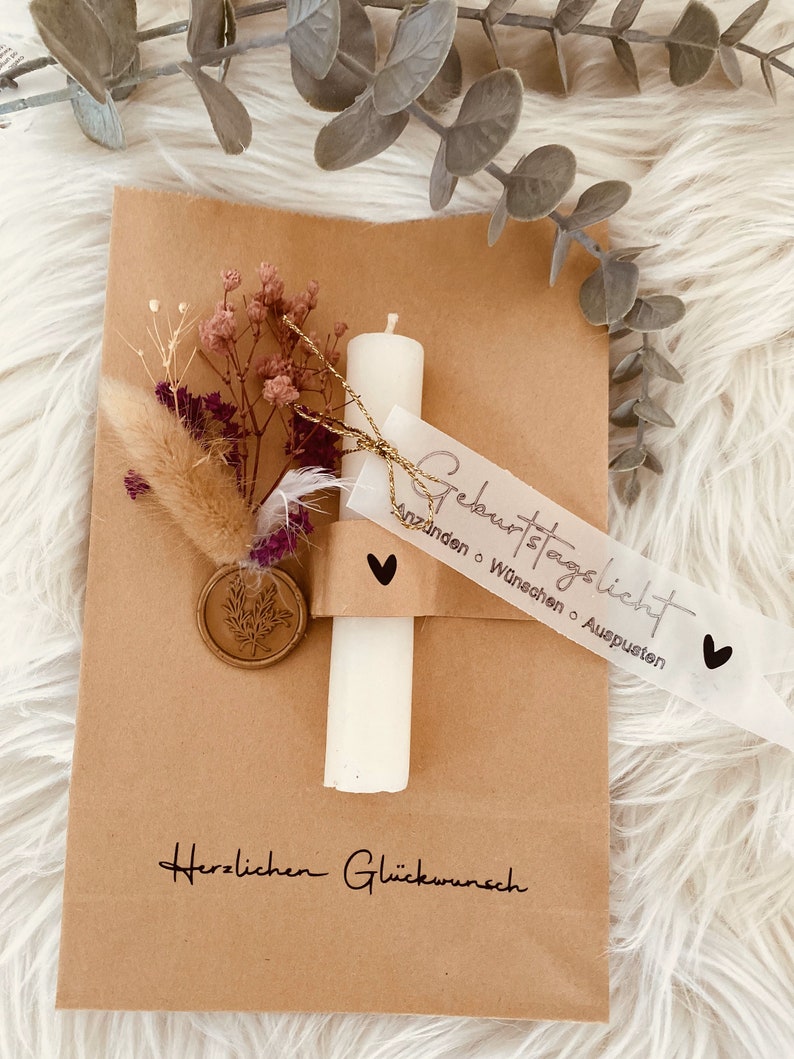 Geschenktüte mit Trockenblumen, Personalisierte Geschenke, Besondere Geschenktüten, Geburtstagstüte Weiß