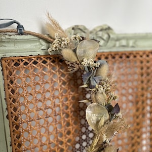 Dried flower wall wreath