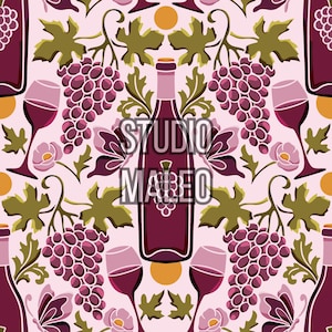 Peut inclure: Motif répété avec des bouteilles de vin, des verres, des raisins et des feuilles dans des tons bordeaux, rose et vert. Le texte "STUDIO MAREO" est affiché sur la bouteille de vin. Le design a une esthétique vintage et florale.
