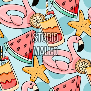 Peut inclure: Motif répété avec des bouées de piscine flamant rose, des tranches de pastèque, des étoiles de mer et des cocktails avec des cerises et des tranches d'orange. Le texte "STUDIO MALEO" est superposé. Fond bleu clair à pois blancs.