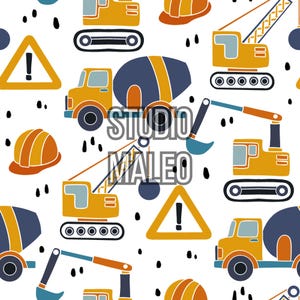 Könnte beinhalten: Ein sich wiederholendes Muster mit gelben, blauen und orangen Baumaschinen, darunter Betonmischer, Bagger und Kräne. Das Design umfasst auch orangefarbene Schutzhelme, Ausrufezeichen und den Text "STUDIO MALEO" auf weißem Hintergrund.