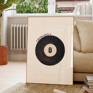 Vintage 8 poolballprint, retro handgetekende muurkunst, trendy barwagenposter, zwart-wit esthetische print voor appartement digitale download