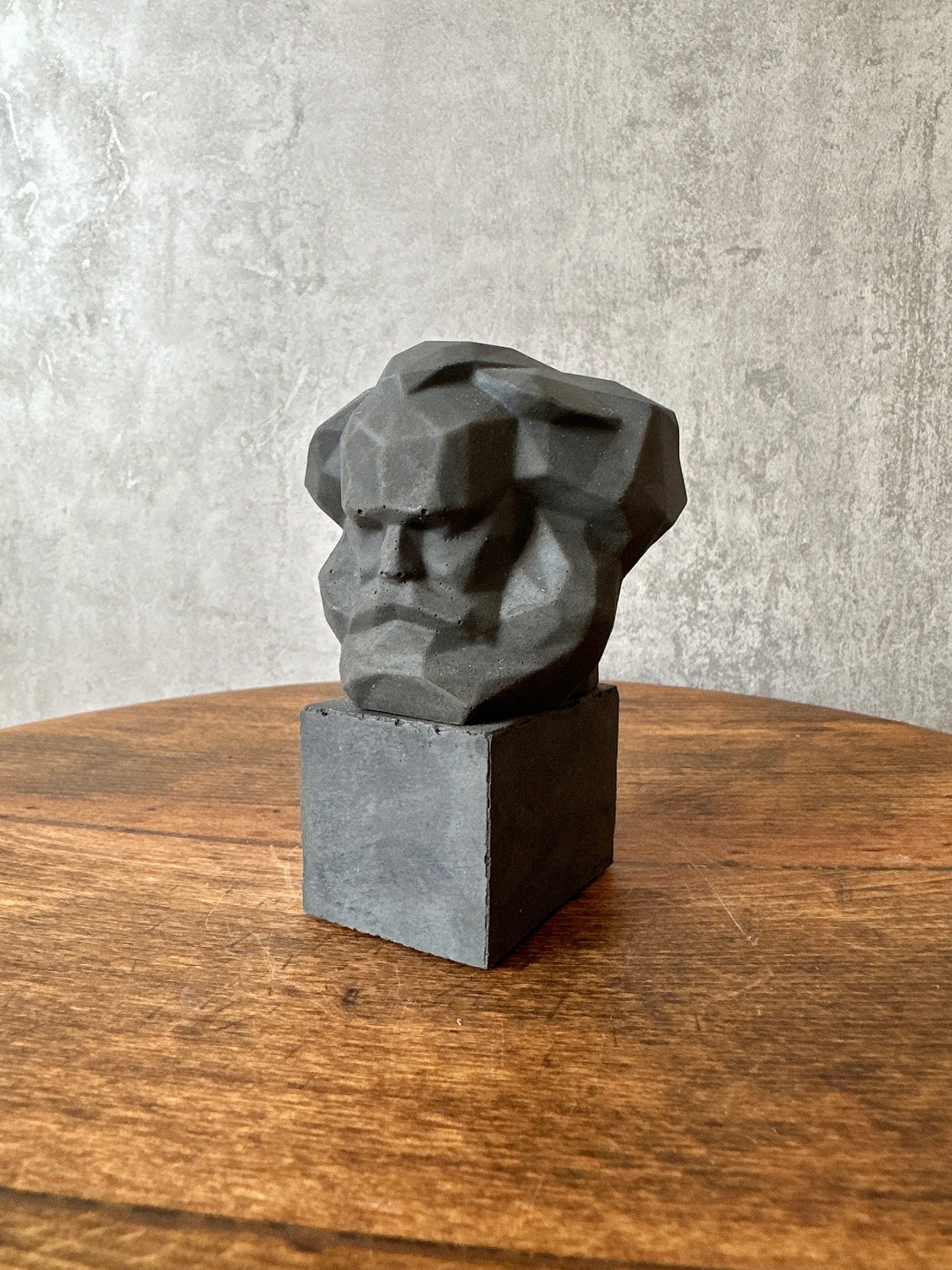 カール・マルクス 胸像 石製 Karl marx bust - Etsy 日本