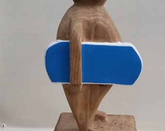 Holzskulptur , Figur , Holz Figur mit Luftmatratze