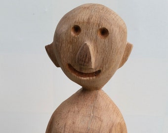 Skulptur aus Altholz , Holzfigur , Figur , Eichenholz , Mensch ,