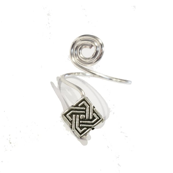 Celtic knotwork toe pinky or finger ring, adjustable.