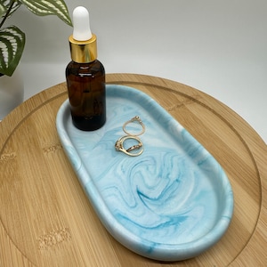 Minimalist Oval Tray | Decorative Jesmonite Tray | Handmade Tray | Jewelry Tray | Key Organizer | Glasses Tray | Cement Tray | Scandi Decor