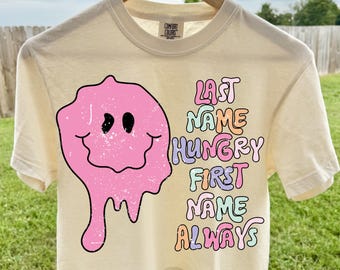 Achternaam Hungry First Always SVG, Y2K Png, Girly Png, Snarky Png, Sassy Png, Trendy Png, Bliksemschicht, Geruit Png, Peuter Png