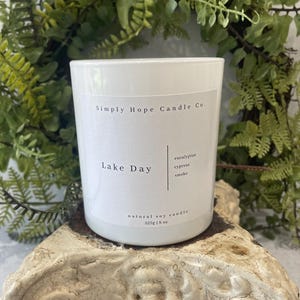 Pure Soy Wax Candle, Lake Day Scent, Spring & Summer Candle, Home Decor, Gift for Her, Hostess Gift, Non-Toxic, Woody Scent, Hand Poured