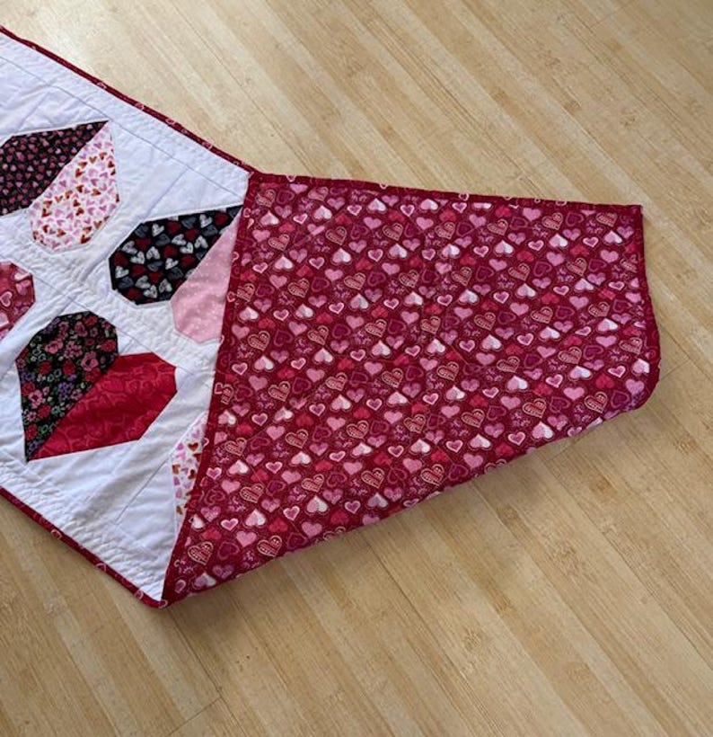 Heart Quilted Table Runner - Etsy