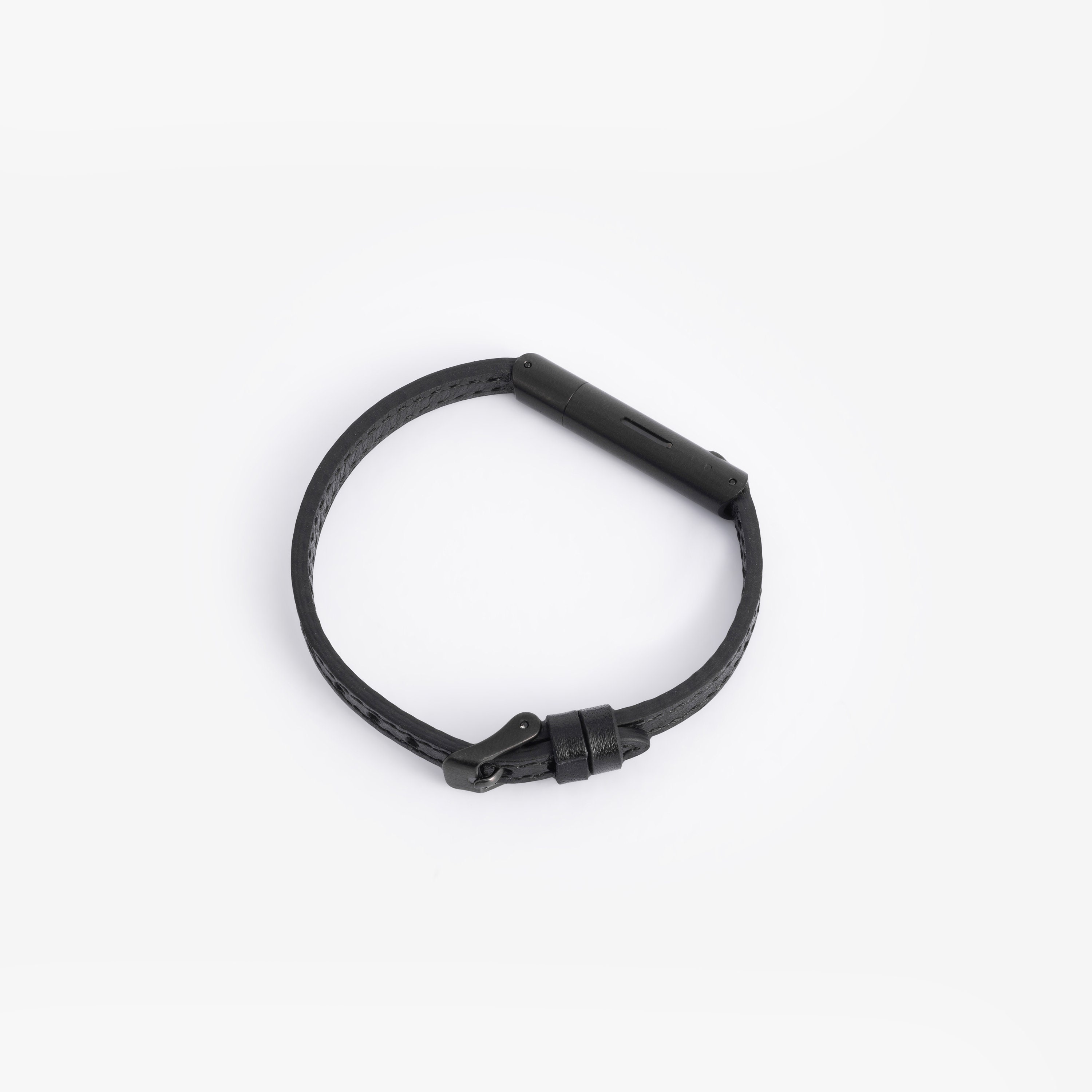 Invi-armband (TM) geweldloze zelfverdedigingsarmband voor dames | Draagbaar voor persoonlijke veiligheid | Bescherm jezelf met vertrouwen en stijl (zwart) - België