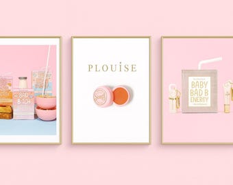 Juego de 3 láminas artísticas de pared inspiradas en P.Louise: Bad Bitch Energy, Baby Bad B Energy y Scrub Club / Decoración de habitación con maquillaje glam rosa tamaño A4