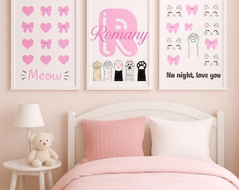 Juego de 3 láminas de gatos para dormitorio de niña / Arte de pared con lazo rosa, pata de gato y corazón / Decoración con nombre personalizado