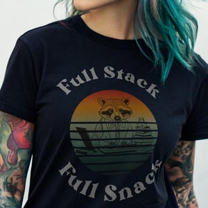 Full Stack Developer Retro T-Shirt - Funny Coding Shirt for Programmers & Devs - Software Engineer Gift - IT Snack Lover Tee