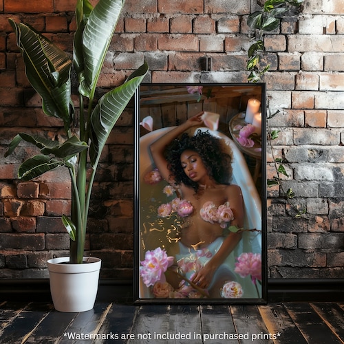 JOURNÉE SPA | Art numérique noir de la salle de bain, art mural numérique femme noire, impression d'art luxe femmes noires, oeuvre d'art baignoire afro-américaine, femme