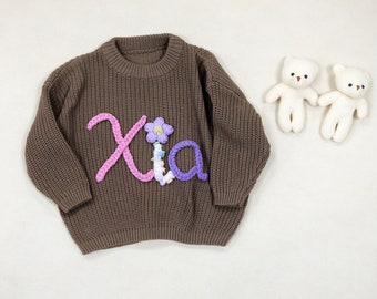 Baby Pullover, bestickter Namen Pullover, benutzerdefinierte Baby Pullover mit Namen, ersten Geburtstag Outfit, personalisierte Geschenke für Baby, Neugeborene Geschenke