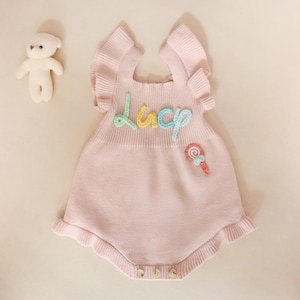 Baby-Mädchen personalisierte Name Strampler, ersten Geburtstag Outfit, benutzerdefinierte Name gestickte Blumenmädchen Babykleid, Baby-Sommer-Outfit