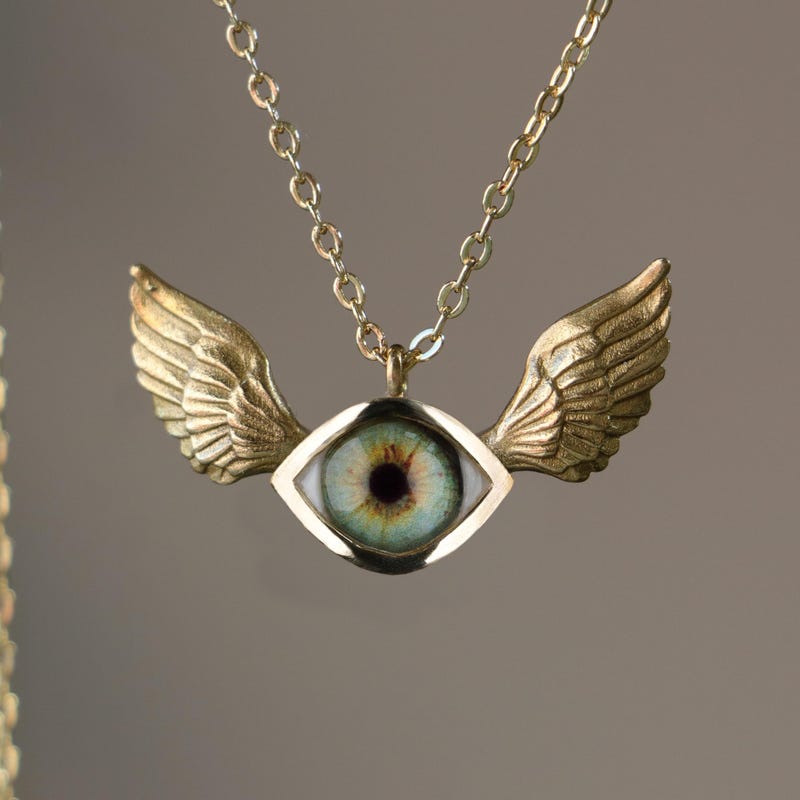 Trinity Gaze Necklace