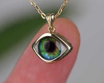 925 Silver Evil Eye Necklace, Green Eye Pendant, Personalized Design