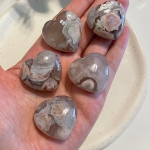 Flower agate hearts
