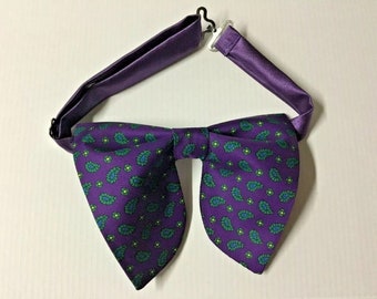 Oversized Purple Paisley Bow tie Vintage style 70s Wedding Prom Gift for Him
