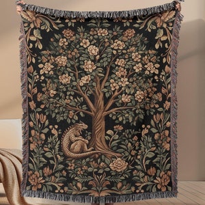 Coperta arazzo Dragon Tree: arte fantasy medievale, morbido cotone intrecciato