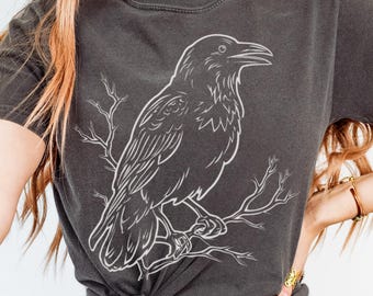 Gothic Raven T-Shirt: Mystical Crow Design, Dark Occult Apparel