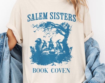 セーラム・シスターズ・ブック・コヴェン・シャツ、魔女のハロウィンTシャツ、コンフォートカラー