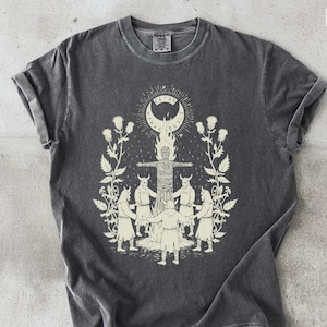 Pagan Ritual T-Shirt: Gothic Witchcraft Apparel, Occult Design