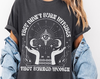 Camiseta feminista de brujas Comfort Colors: Diseño de ojo celestial