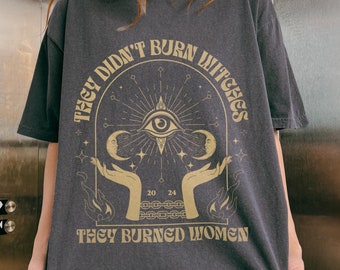 Camiseta feminista de brujas Comfort Colors: Diseño de ojo celestial