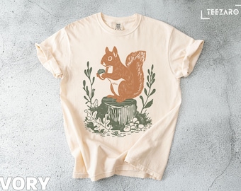 リス&あおむしドングリ どんぐりとリスのTシャツ - グラフィック ユニセックス シャツ - Etsy 日本