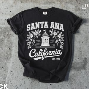 Santa Ana California T-Shirt: Vintage Cityscape Souvenir Tee