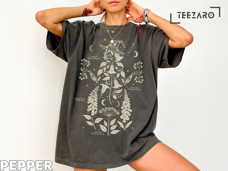 Graphic Oversized T-Shirt, Vintage Witchy Design, Boho Casual Tee, Unisex Streetwear, Relaxed Fit Top, Unique Gift Idea