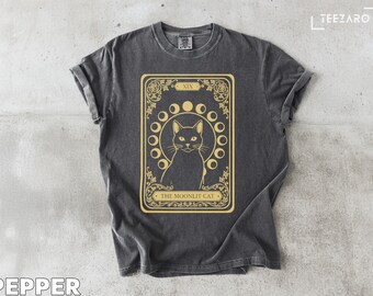 Koszulka z kartą tarota Moonlit Cat – Mystical Witchy Tee