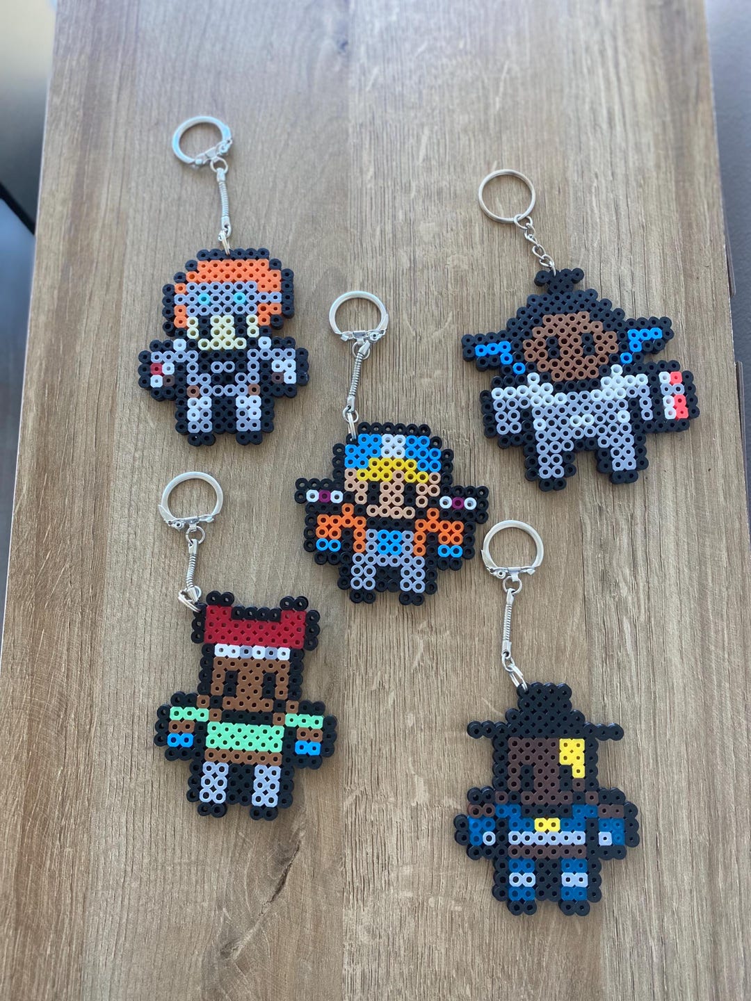 Apex Legends Keychains - Etsy