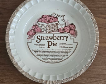 Vintage Royal China by Jeannette STRAWBERRY PIE  Pie Plate 11" with Recipe